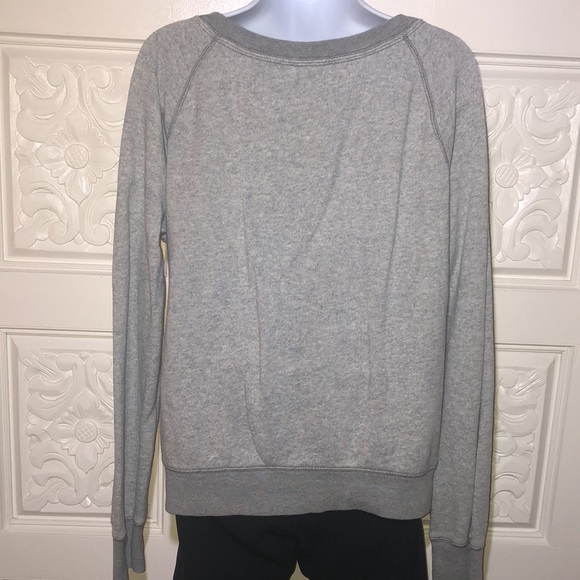 Women’s Victoria’s Secret Pullover L - Picture 4 of 11